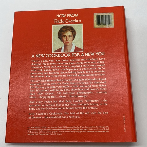 Vintage Betty Crocker's Cookbook Revised Edition 1978 Five Ring Binder Hardcover - Picture 2 of 16